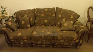 Sofa Set With Centre Table for Sale