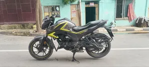 Honda Hornet 2018 Green