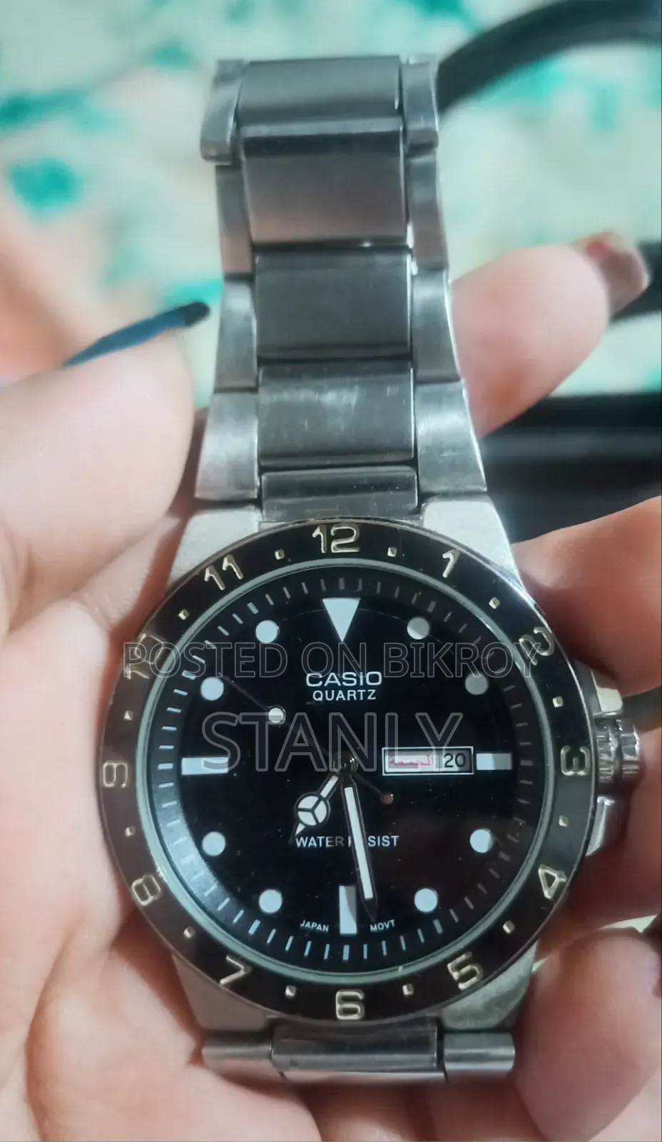 পরা হচ্ছে না তাই বিক্রি।অরিজিনাল Casio.১ বছর হয়েছে