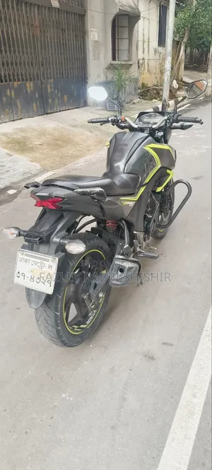 Honda Hornet 2018 Green