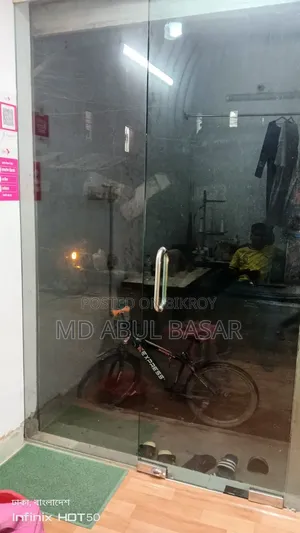দোকানের থাই গ্লাস ডোর