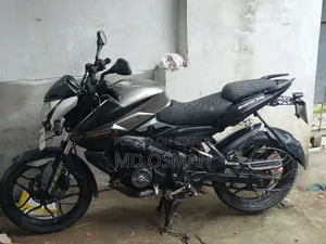 Bajaj Pulsar NS 160 2019 Orange