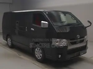 Toyota HiAce 2021 Black