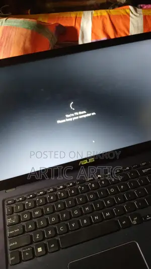 Laptop ASUS VivoBook S15 S530UN 8GB Intel Core I5 SSD 1T