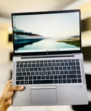 Laptop HP ZBook Firefly 14 G7 16GB Intel Core i5 SSD 512GB