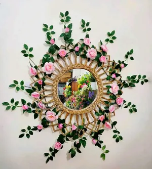 Mirror Rose Vine