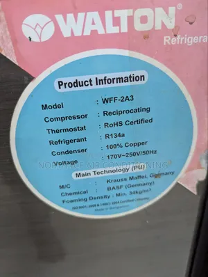 Walton as Colour Frost Fridge 213 Ltr.