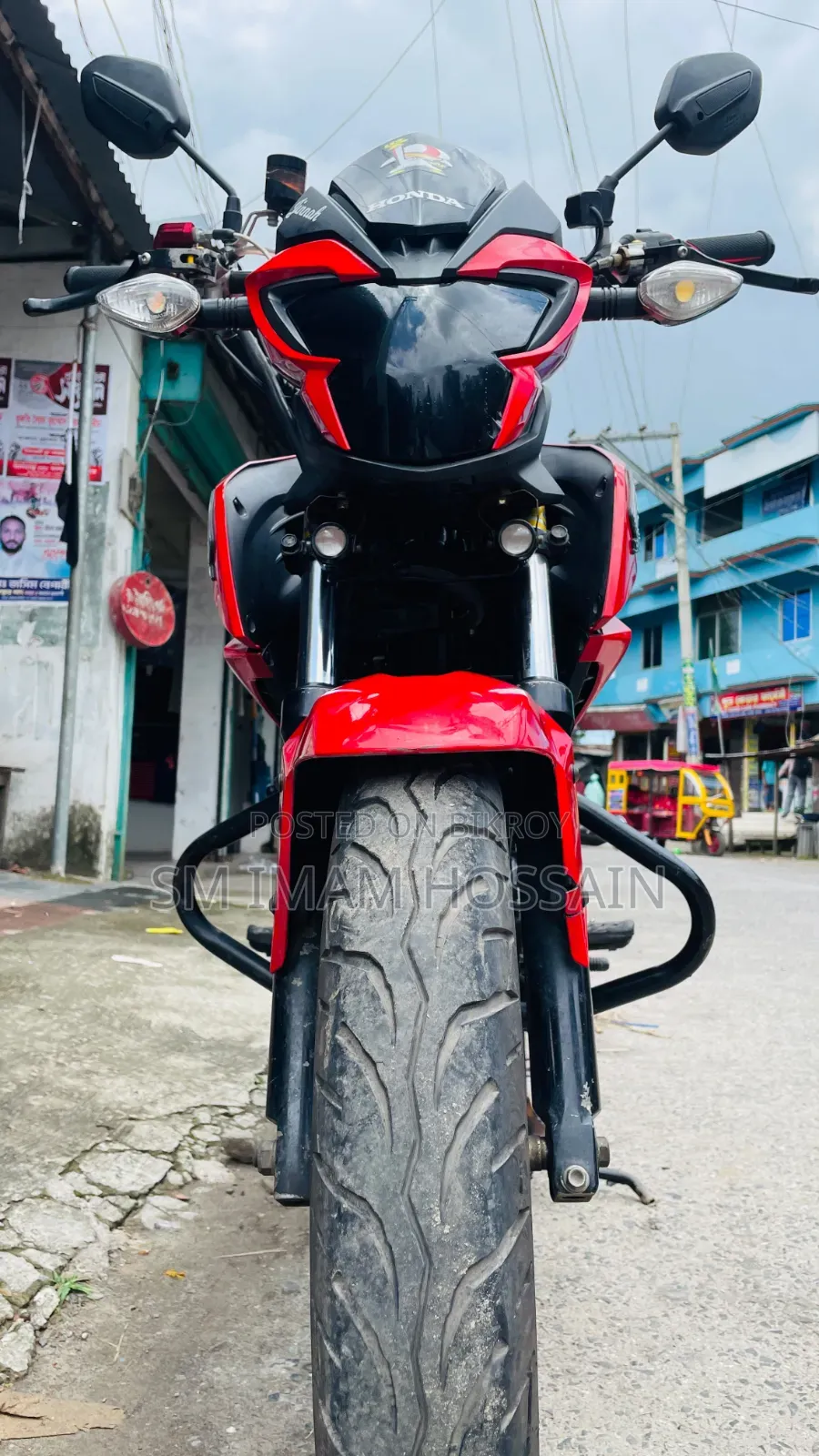 হোন্ডা হর্নেট ২০২০ লাল