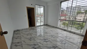 উত্তরার ৭ নম্বর সেক্টরে ৩ বেডরুমের অ্যাপার্টমেন্ট বিক্রয়ের জন্য