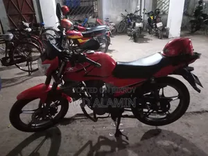 কিওয়ে আরকে ১২৫ ২০২০ রেড