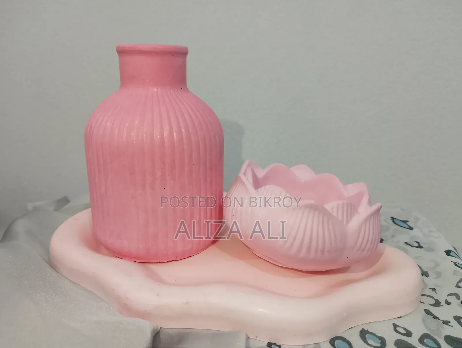 Gypsum Showpiece