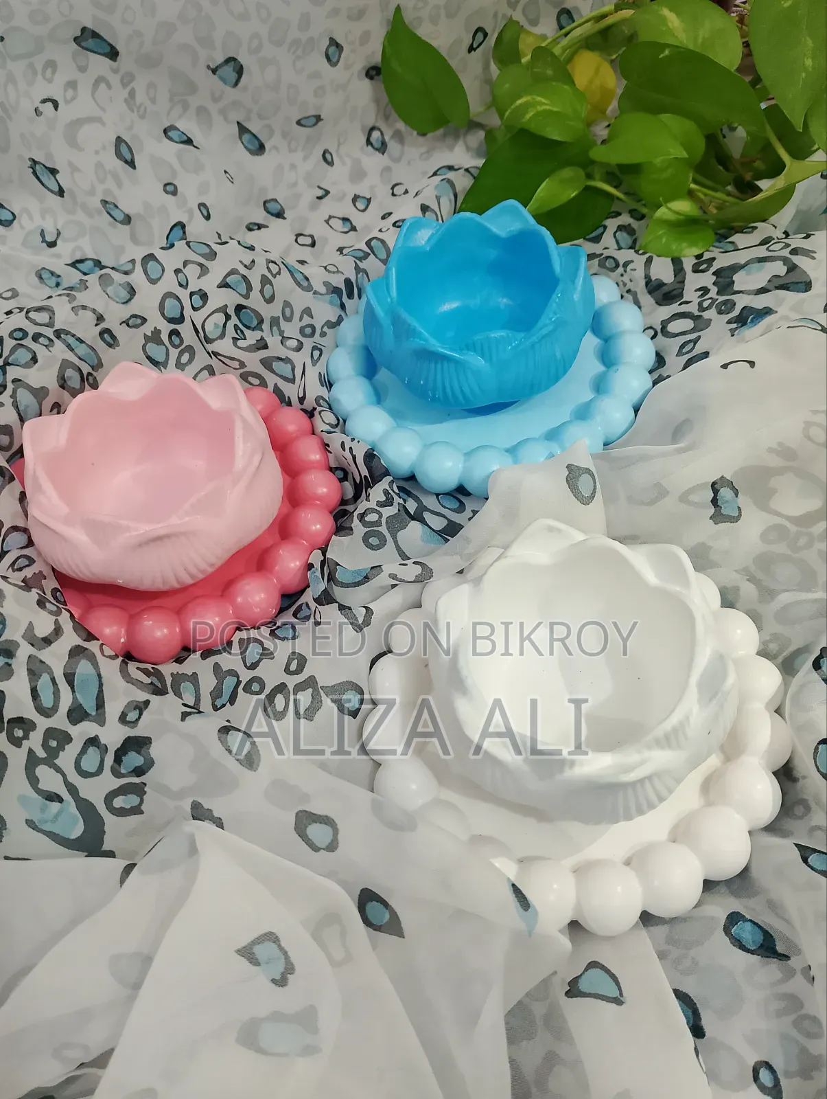Gypsum Showpiece