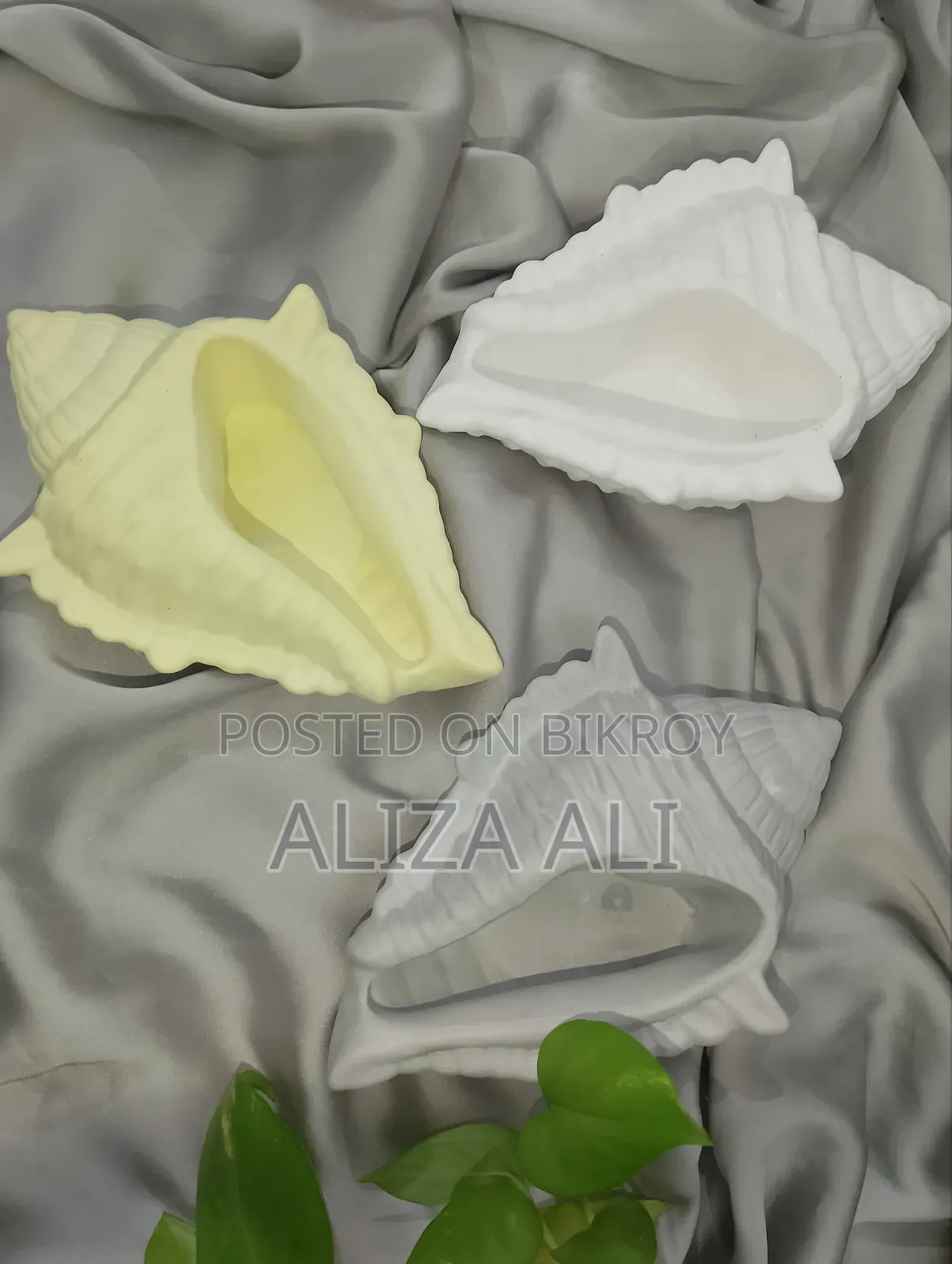 Gypsum Showpiece