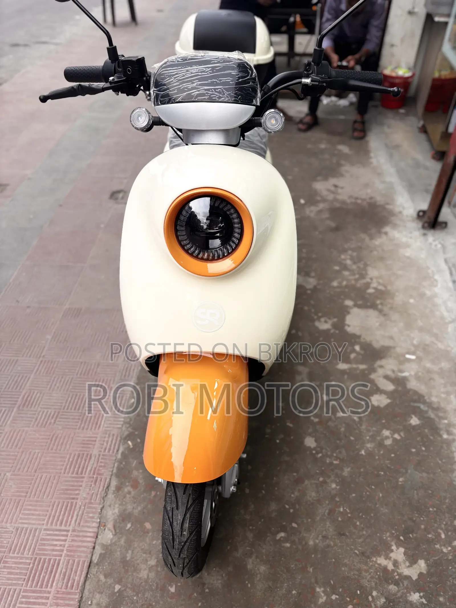 নতুন মোটরসাইকেল ২০২৬ কমলা