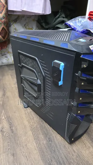 Desktop Computer Gigabyte 8GB AMD HDD+SSD 2T