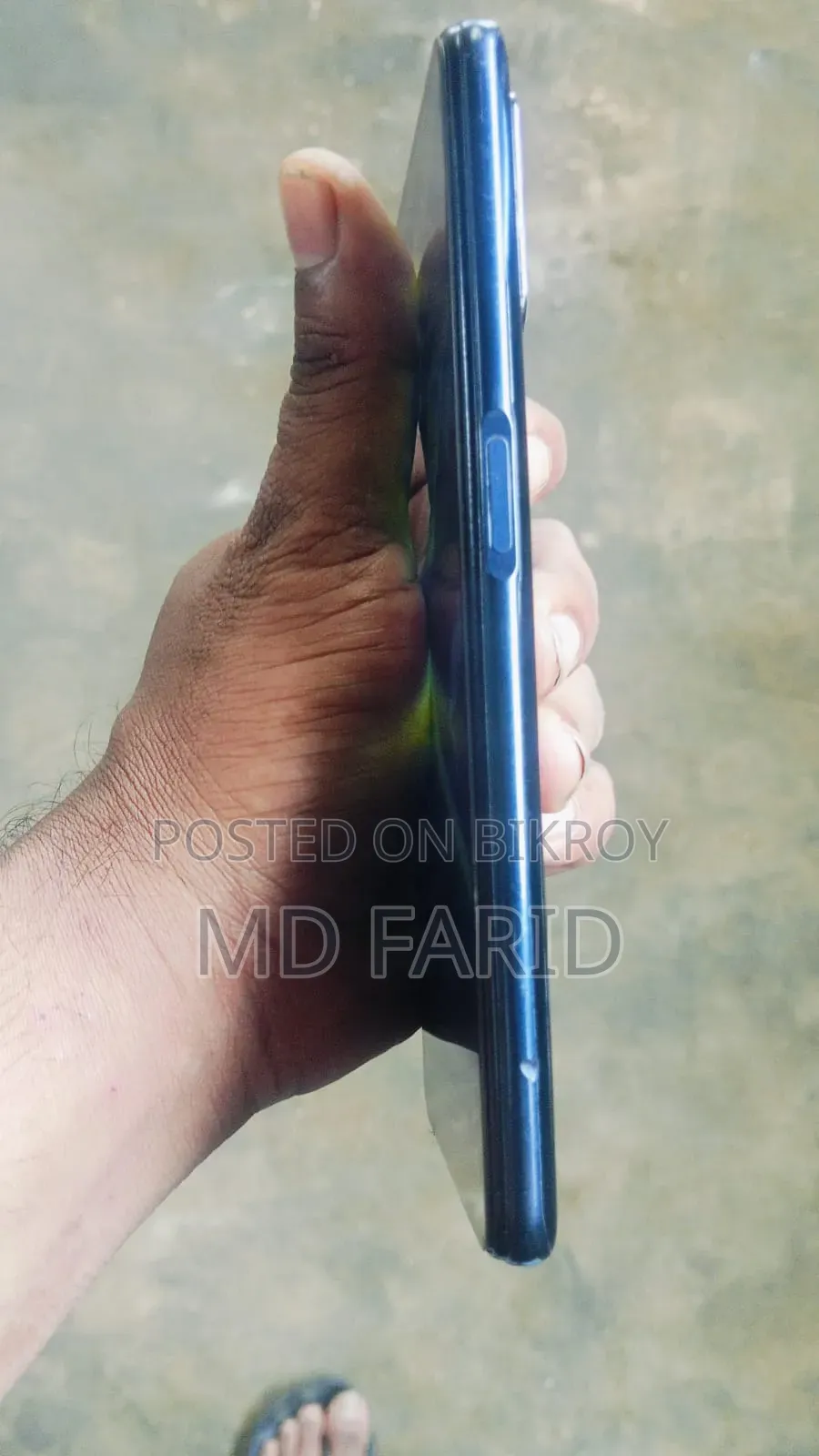 অপ্পো এ৫২ ১২৮ জিবি নীল