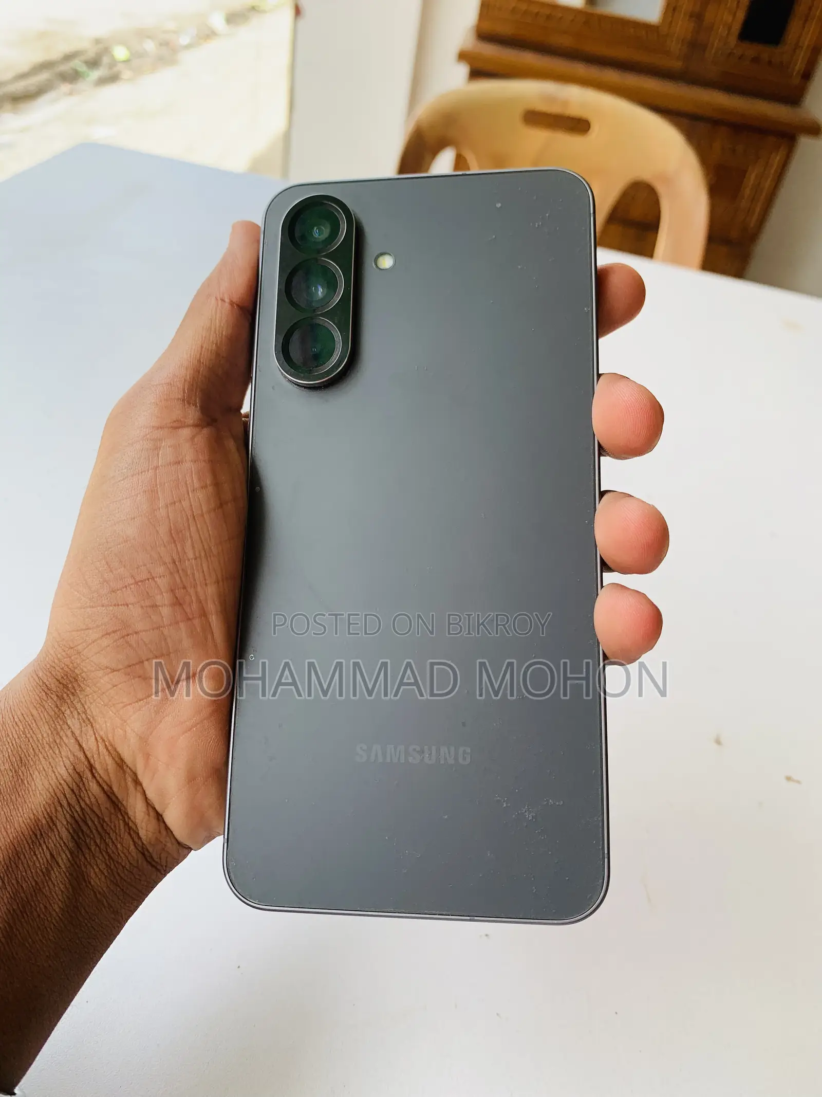 নতুন স্যামসাং গ্যালাক্সি এ৫৬ ২৫৬ জিবি