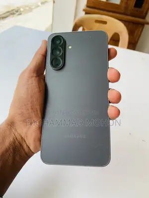 নতুন স্যামসাং গ্যালাক্সি এ৫৬ ২৫৬ জিবি