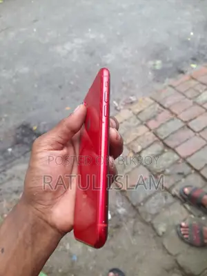 Apple iPhone XR 64 GB Red