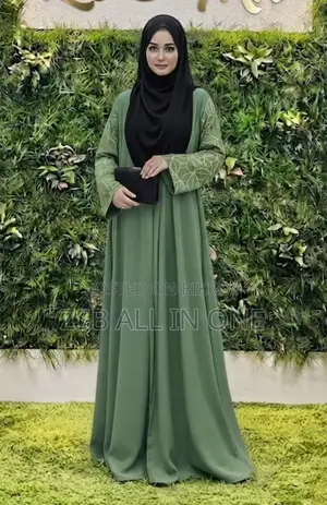 Makrosa Embroidery Borka