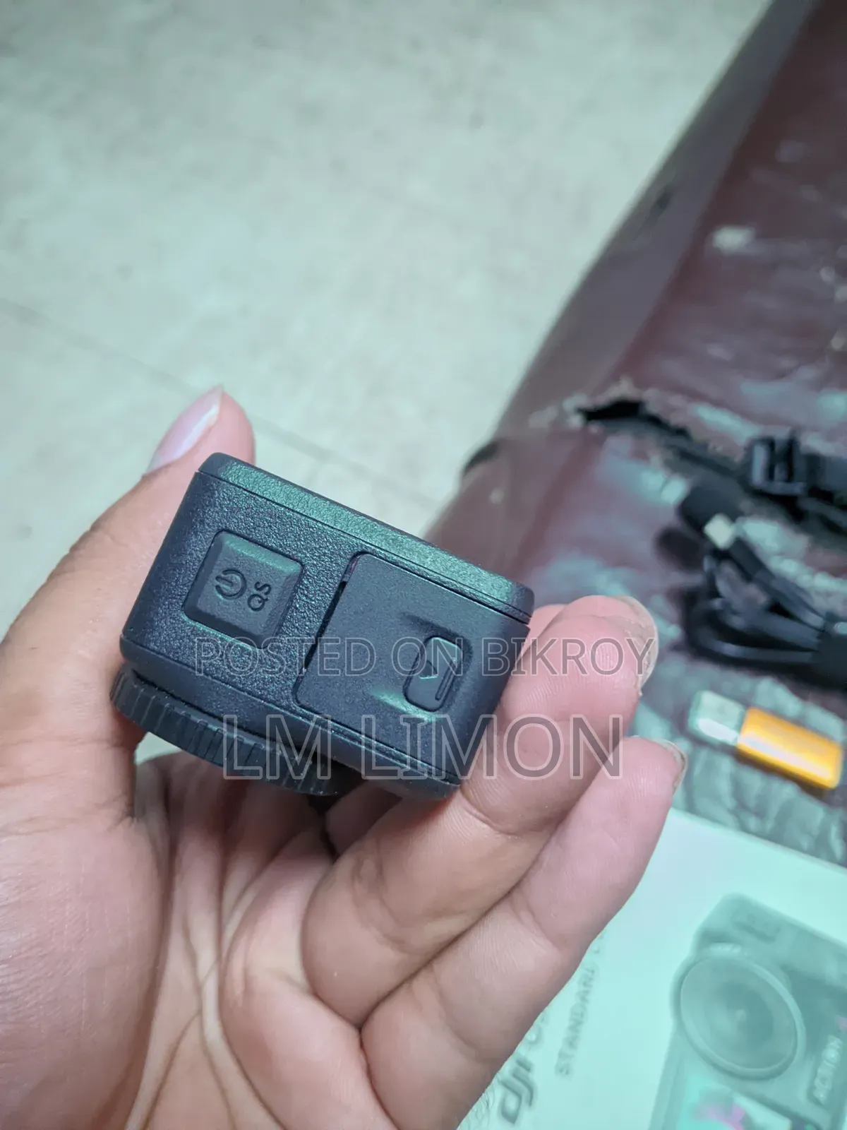 ডিজেআই অস্মো অ্যাকশন ৪ সমস্ত যন্ত্রাংশ সহ