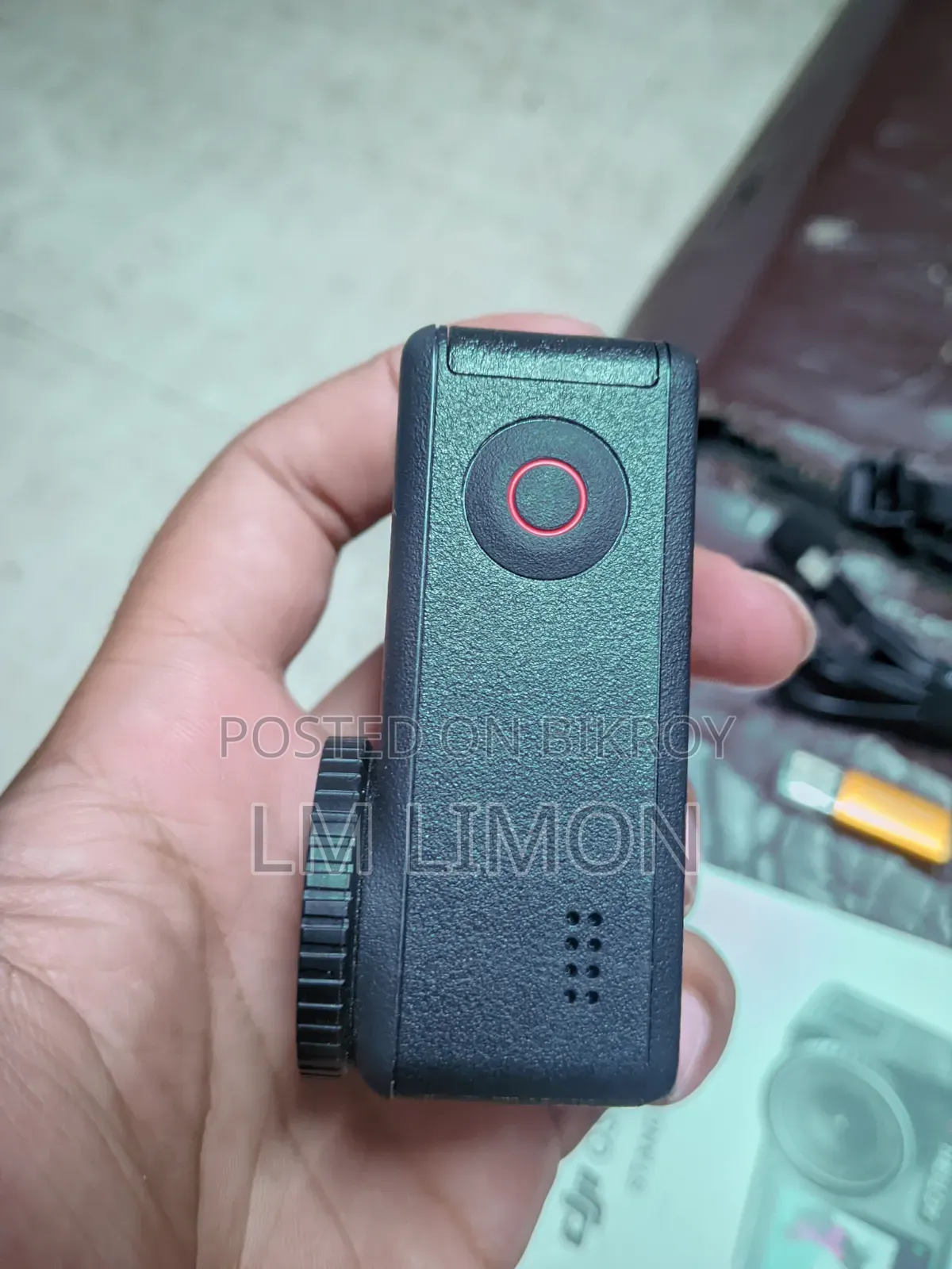 ডিজেআই অস্মো অ্যাকশন ৪ সমস্ত যন্ত্রাংশ সহ