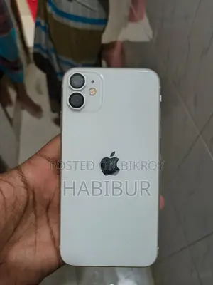 অ্যাপল আইফোন ১১ ৬৪ জিবি সাদা
