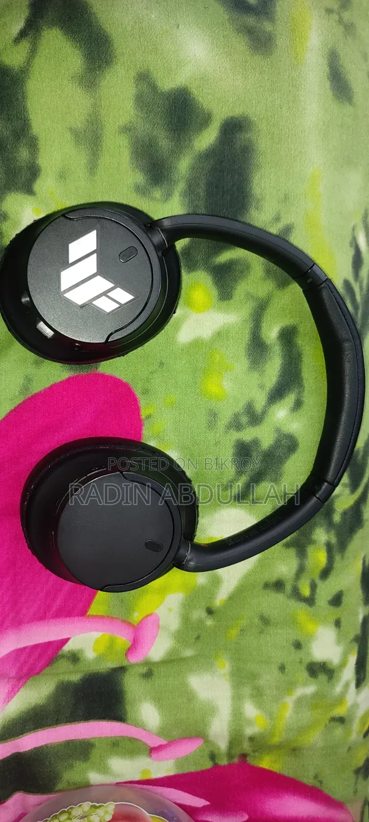 Sony WH-CH720N Over-Ear Headphone.