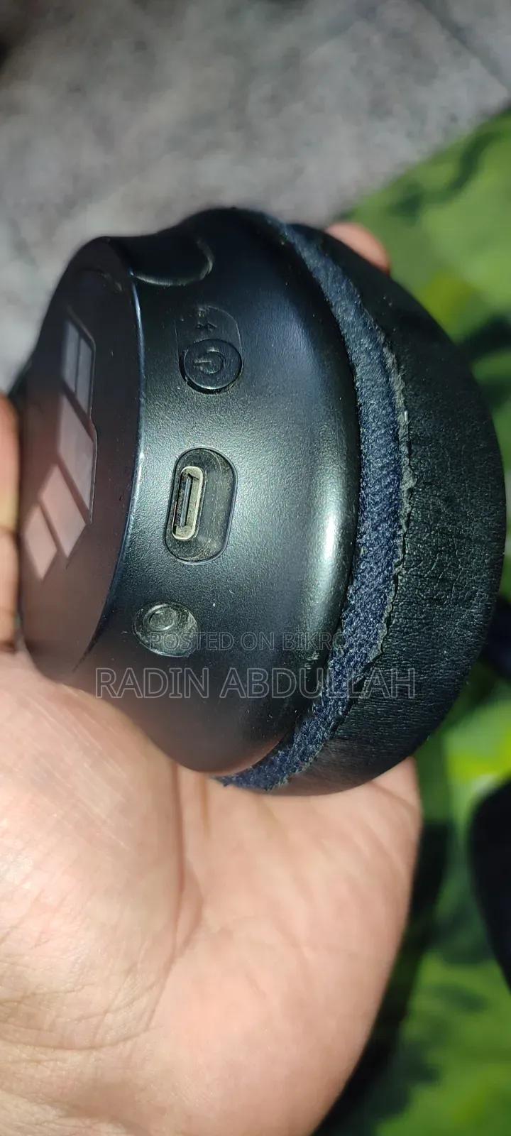 Sony WH-CH720N Over-Ear Headphone.