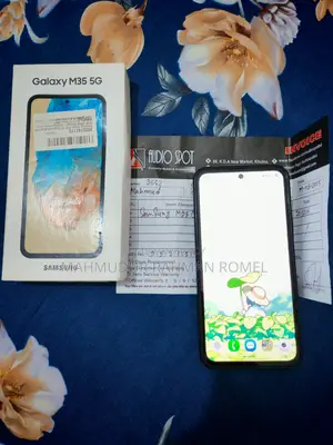 Samsung Galaxy M35 128 GB Silver
