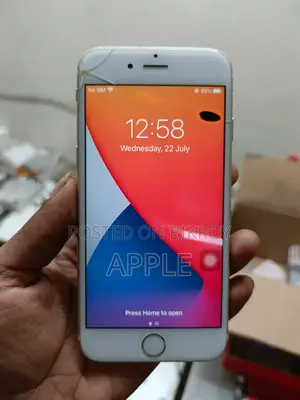 Apple iPhone 6s 64 GB Silver