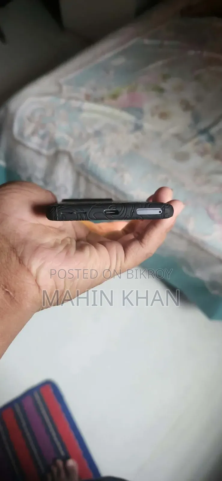 ওয়ানপ্লাস ১২আর ১২৮ জিবি ব্ল্যাক