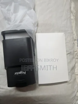 HY320 Mini Projector