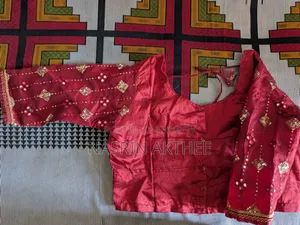 নতুন মেরুন ব্লাউজ