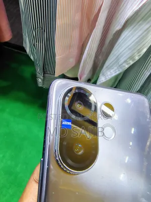 Vivo V60 256 GB Black