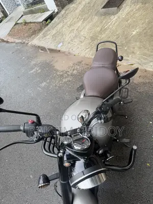 Royal Enfield Classic 350 2025 Gray