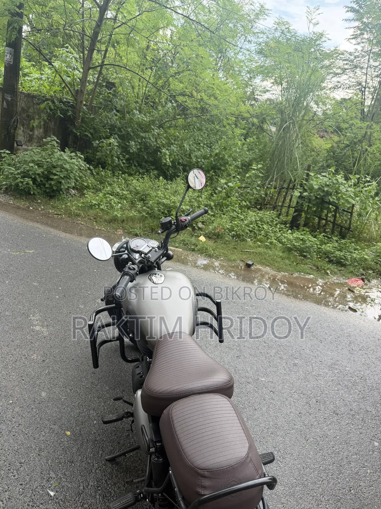 Royal Enfield Classic 350 2025 Gray