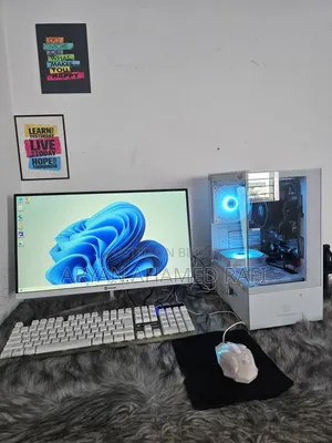 Desktop Computer 8GB AMD Ryzen 5 SSD 256GB