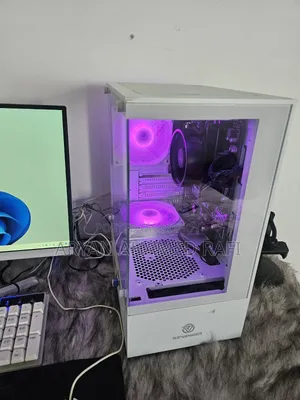 Desktop Computer 8GB AMD Ryzen 5 SSD 256GB