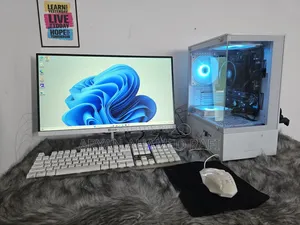 Desktop Computer 8GB AMD Ryzen 5 SSD 256GB