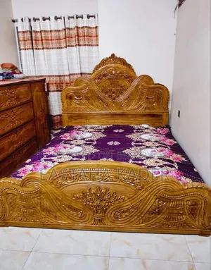 Teak Wood 6/7 Feet Bed