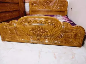 Teak Wood 6/7 Feet Bed