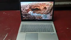 Laptop HP EliteBook 840 G6 16GB Intel Core i5 SSHD+SSD 512GB