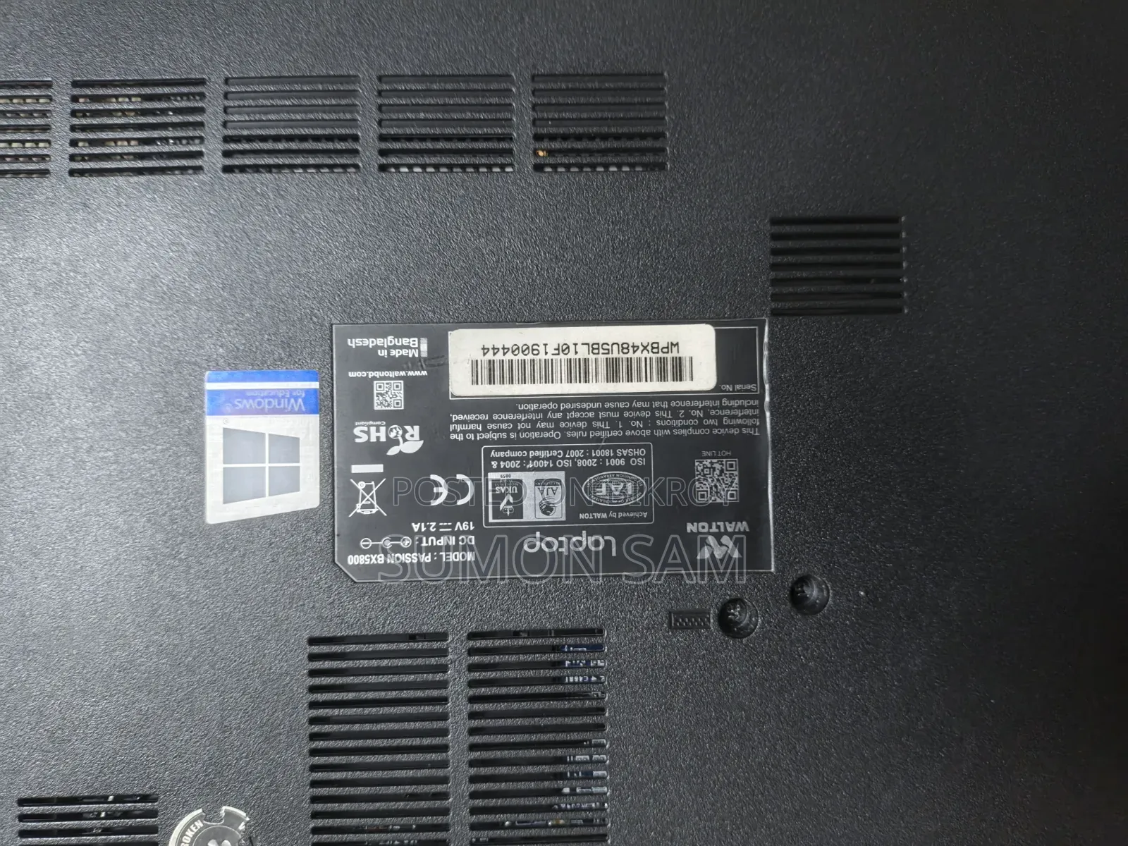 Laptop 8GB Intel Core i5 1TB HDD+SSD