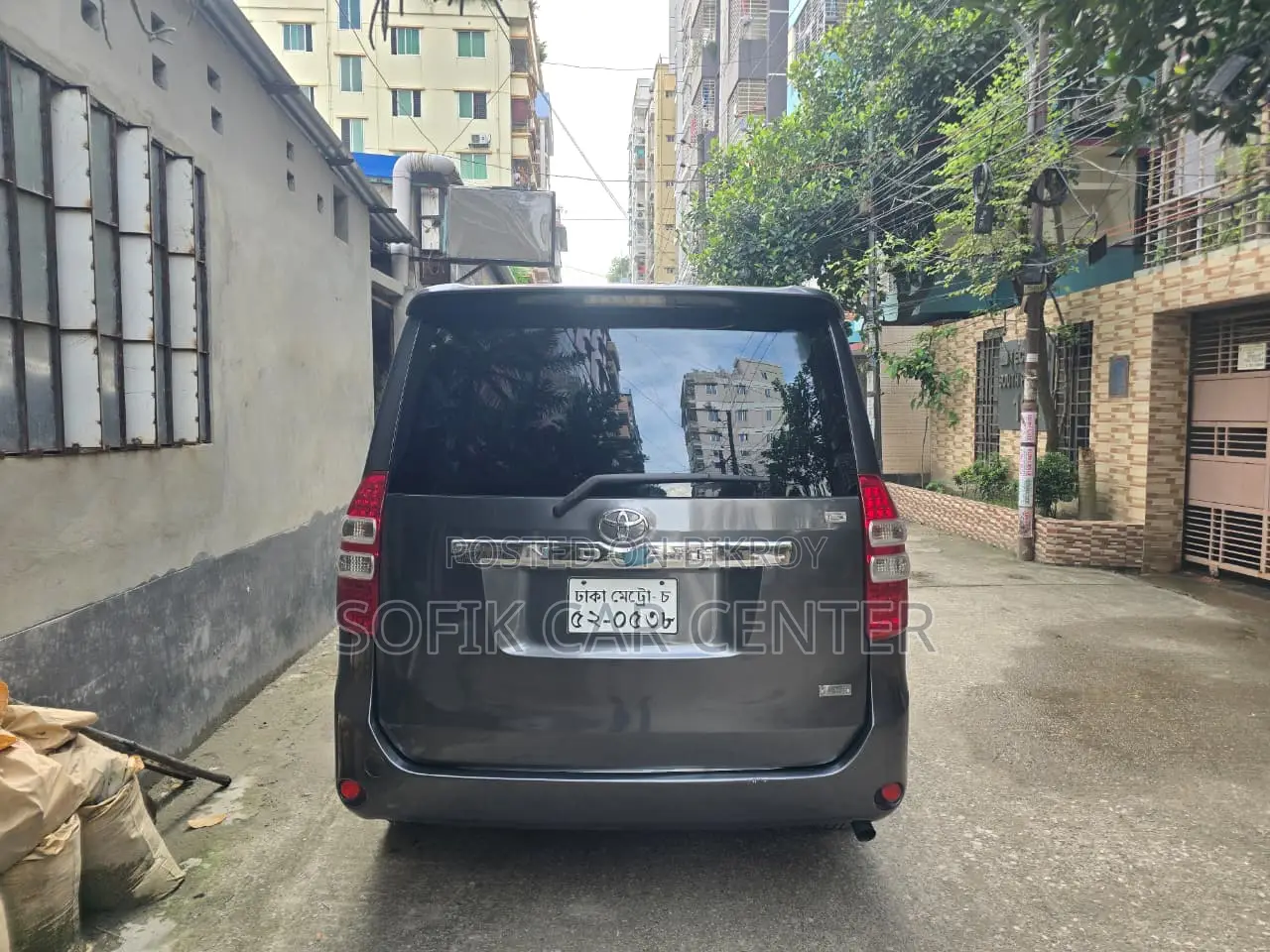 Toyota Noah 2013 Gray