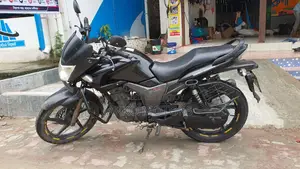 Hero Hunk 2012 Black