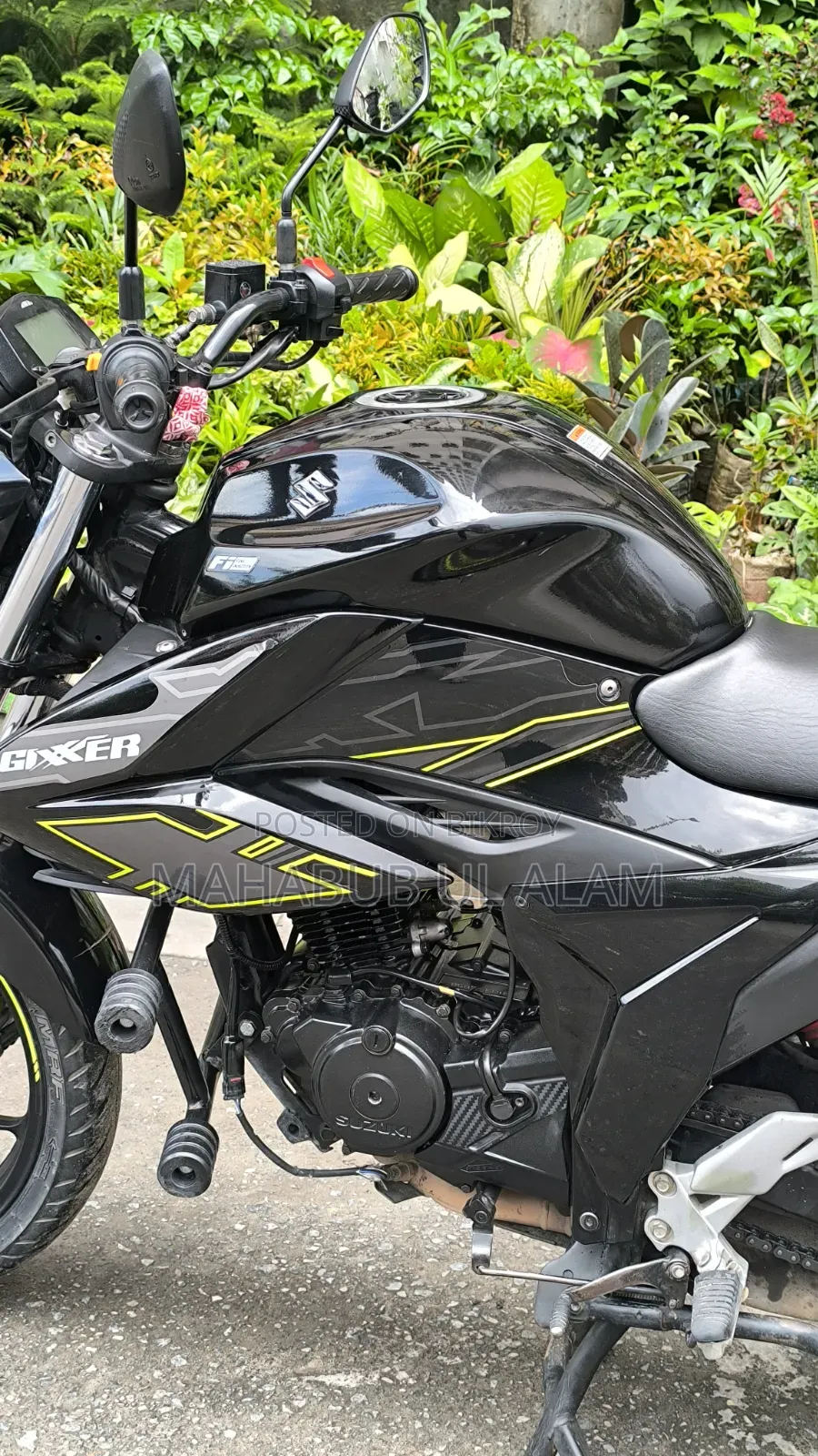 সুজুকি জিক্সার এফআই এবিএস ২০২৩ কালো