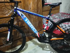 হিরো বিক্রয়ের জন্য