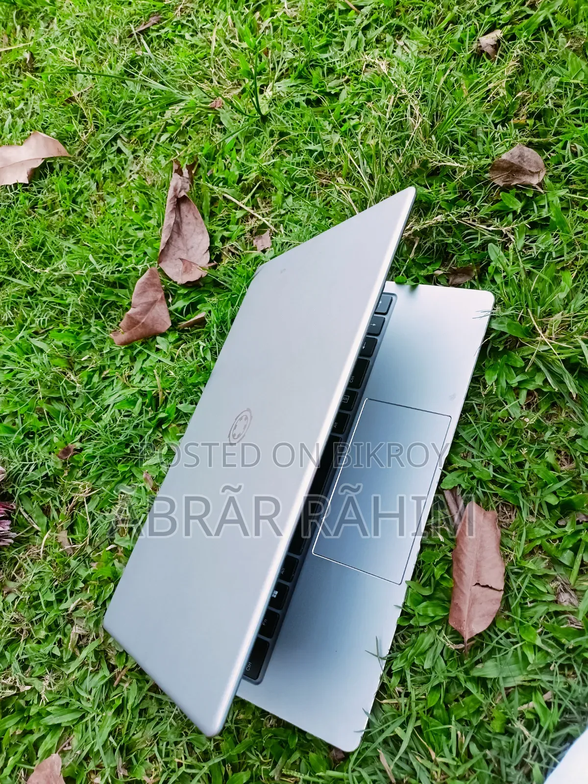 ল্যাপটপ ৮জিবি এসএসডি ২৫৬জিবি