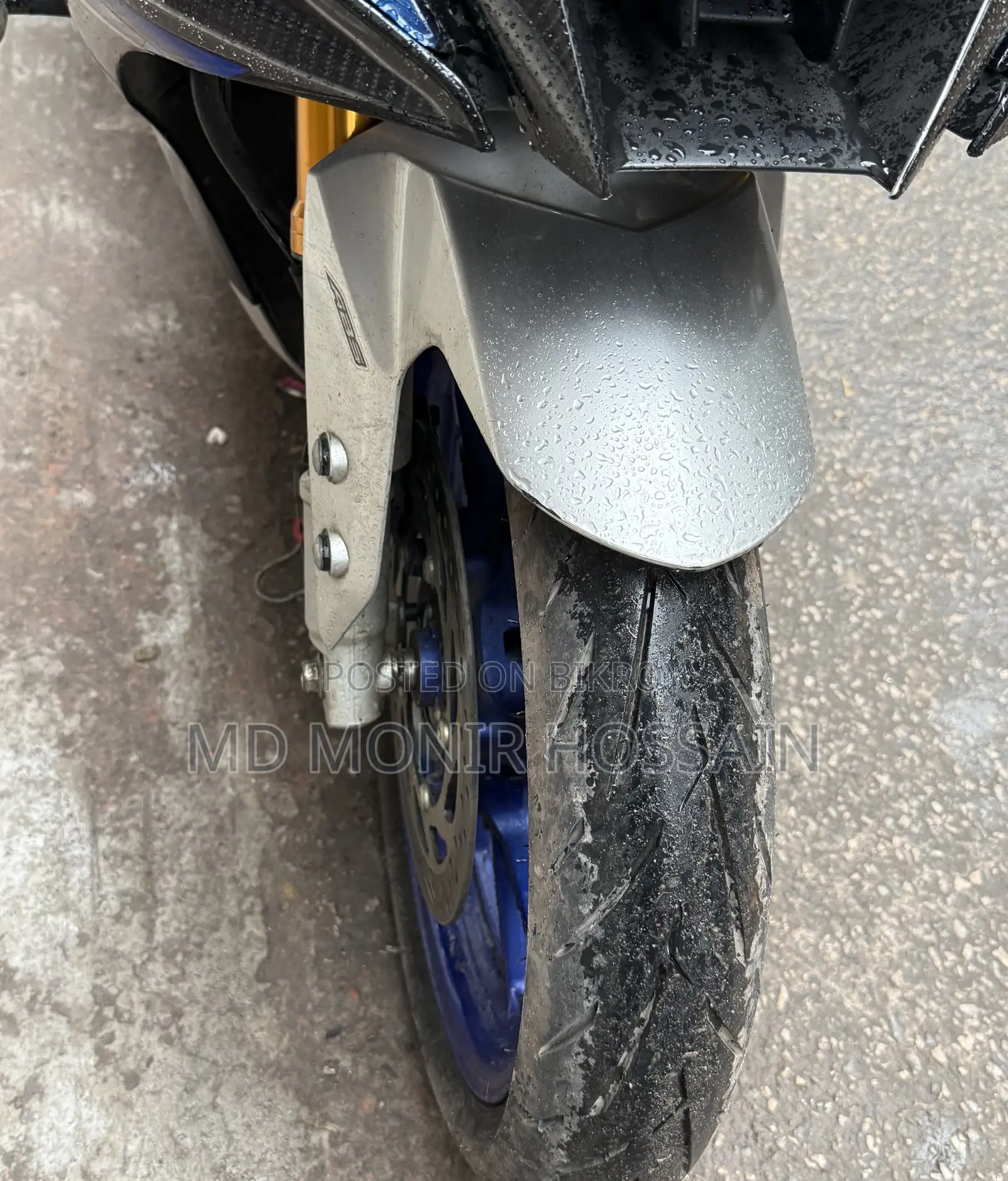 Yamaha R1 2022 Silver
